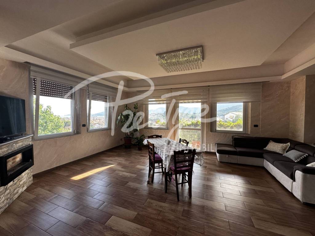 Appartamento a La spezia in Via Guglielmo Marconi - Foto 2