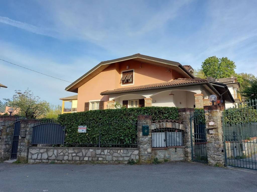 Villa a Ovada in Strada Vecchia Costa, 18 - Foto 2