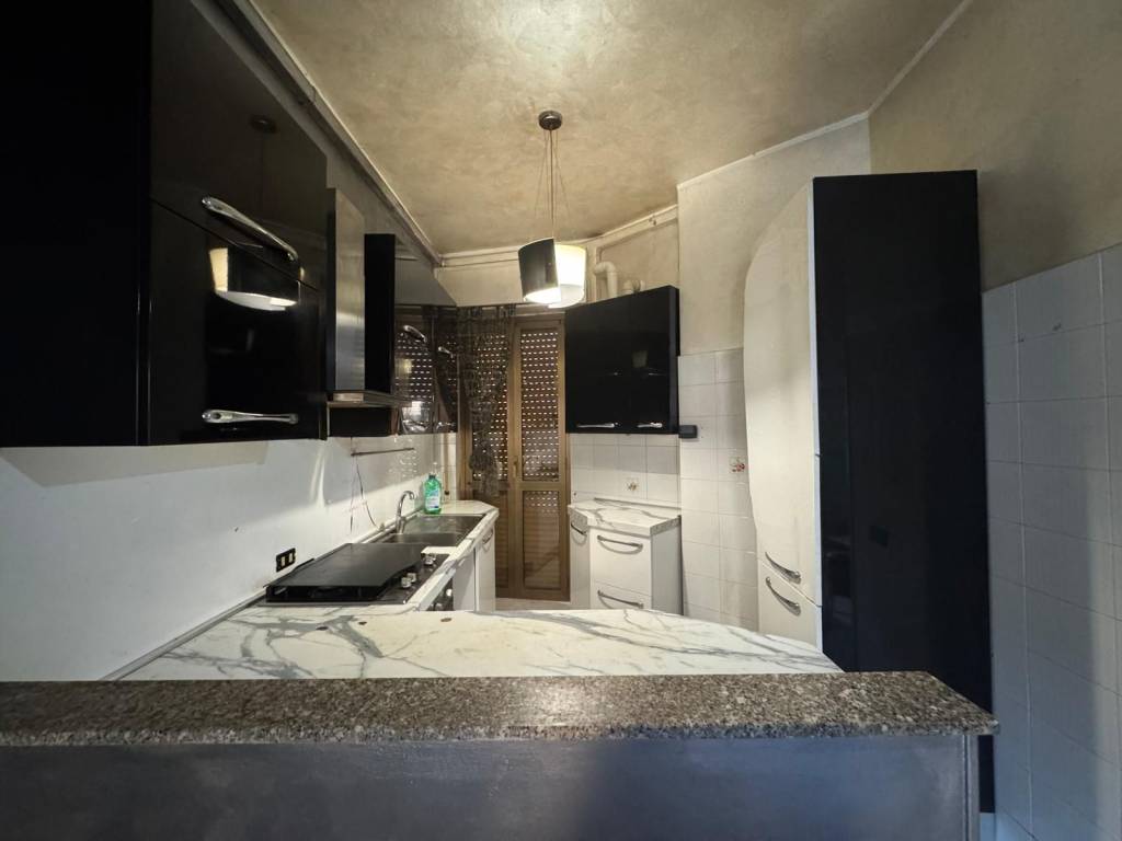 Appartamento a Baranzate in Via Redipuglia - Foto 4