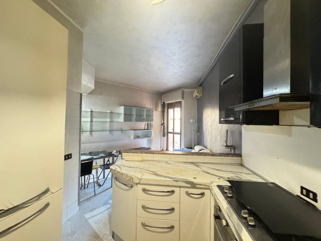 Appartamento a Baranzate in Via Redipuglia - Foto 5