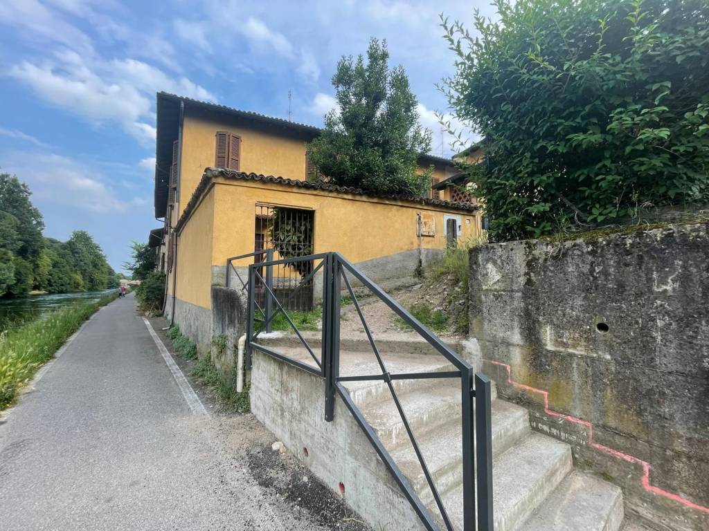 Villa a Robecco sul naviglio in Via Pietrasanta, 44 - Foto 5