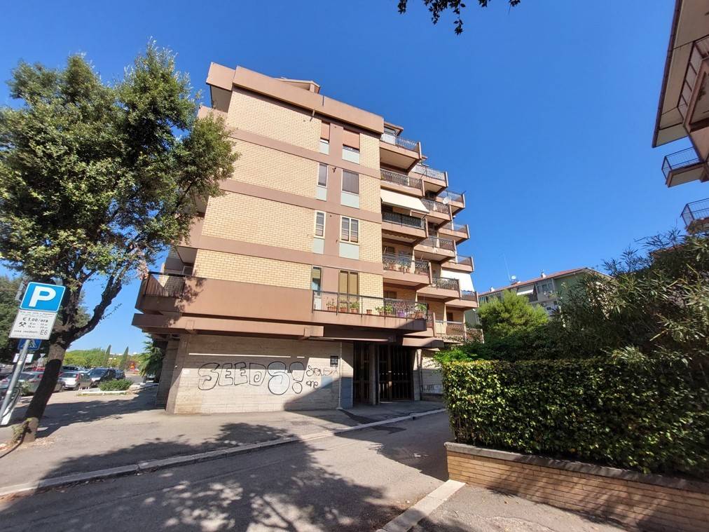 Appartamento a Foggia in Viale 1 Maggio - Foto 2