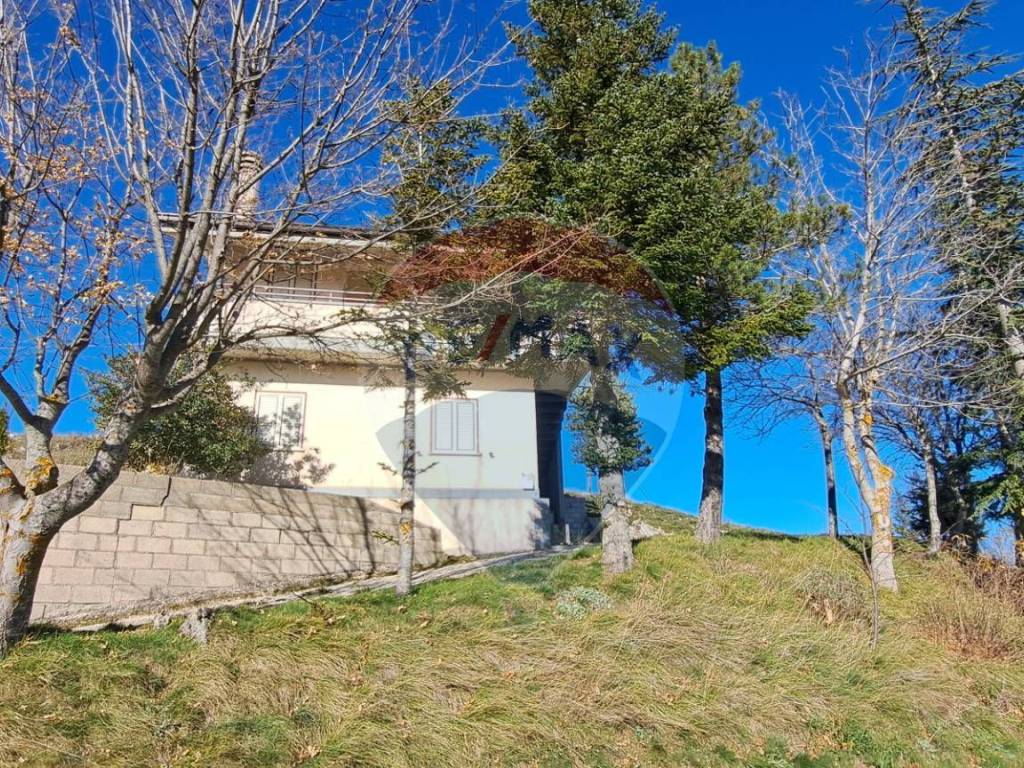 Villa a Montenerodomo in BRIGATA MAIELLA, 6 - Foto 2