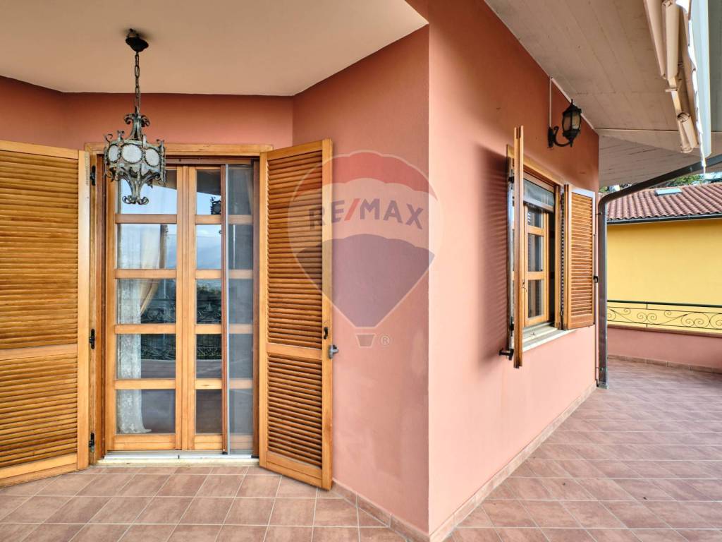 Villa a Penne in Via Monte Bertona, 18 - Foto 2