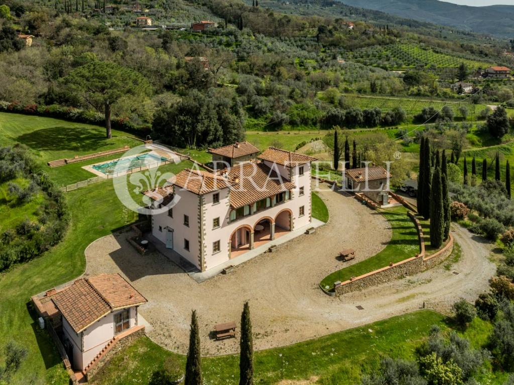 Rustico / casale a Loro ciuffenna in Via Saragat Giuseppe, 10 - Foto 2