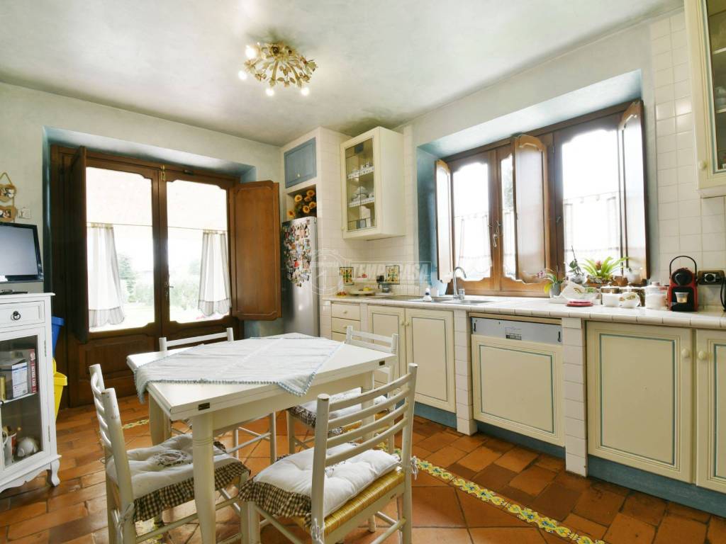 Villa a Folignano in Via Galluccio 22 - Foto 3