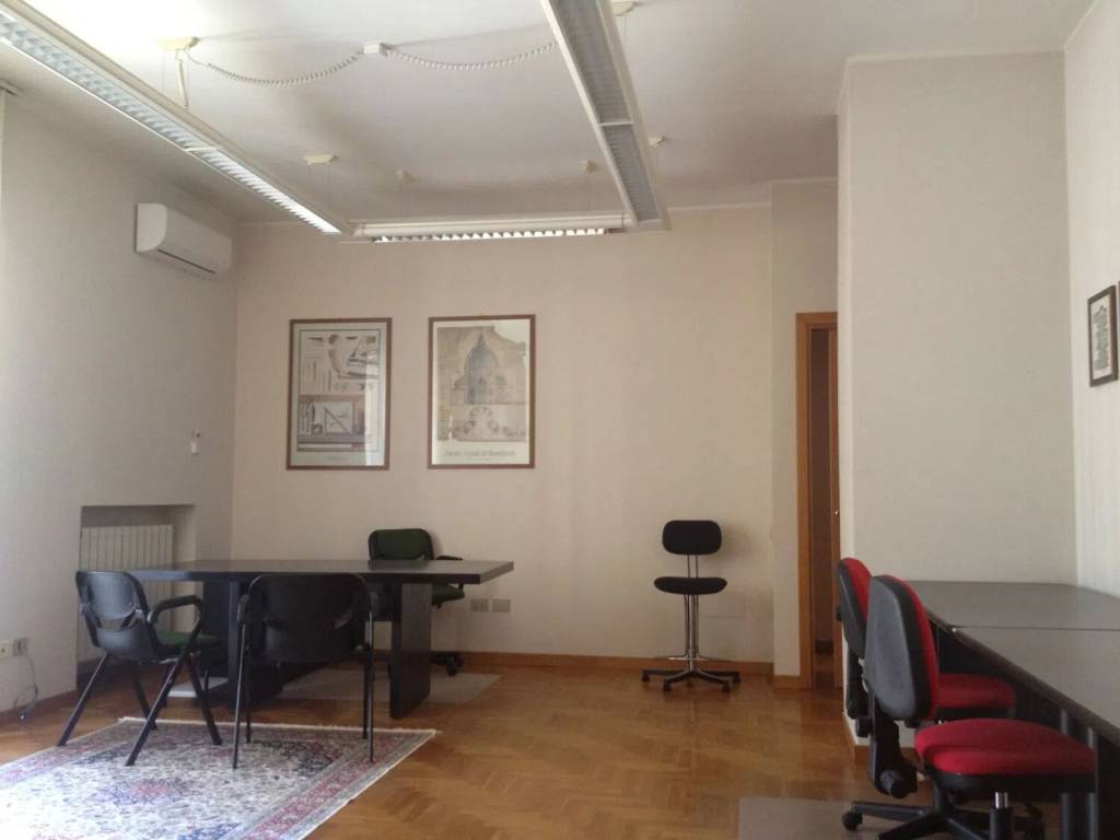 Immobile a Cagliari in Via Bruscu Onnis, 25 - Foto 2