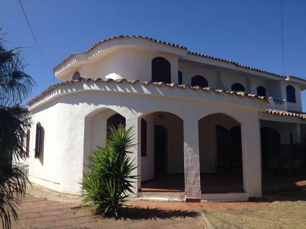 Villa a Sarroch in Via Andrea Doria, 48 - Foto 2