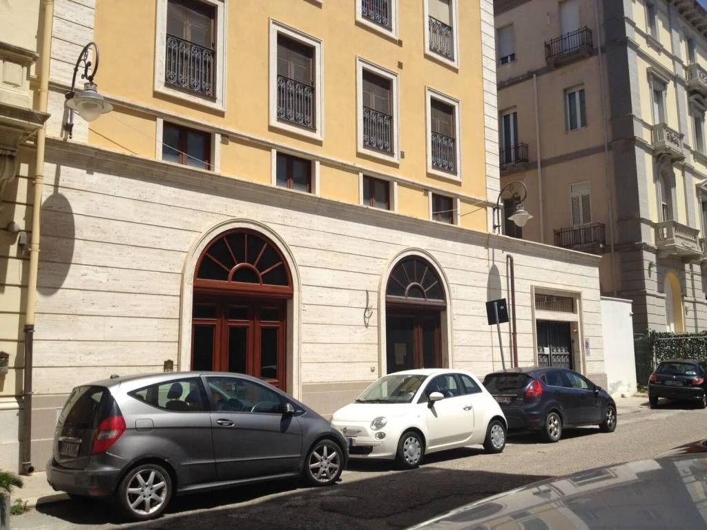 Immobile a Cagliari in Via Sassari, 19 - Foto 2