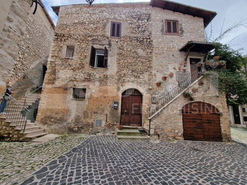 Appartamento a Sermoneta in Via Impaccianti - Foto 2