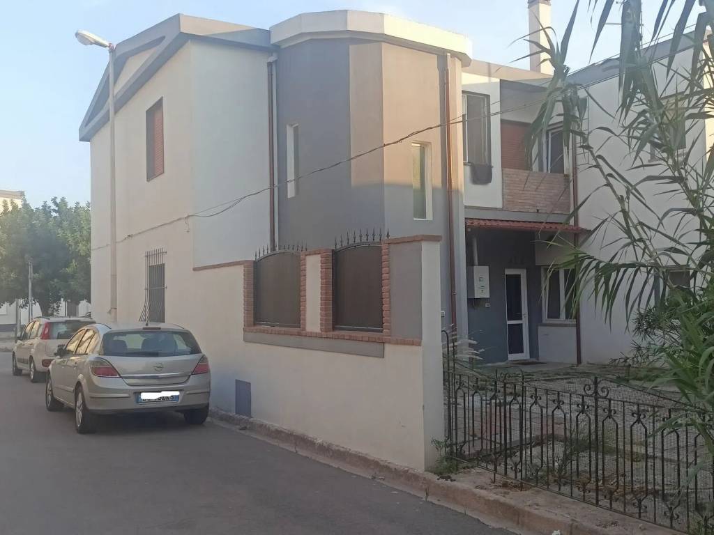 Villa a Elmas in Via Delle Orchidee, 32 - Foto 5