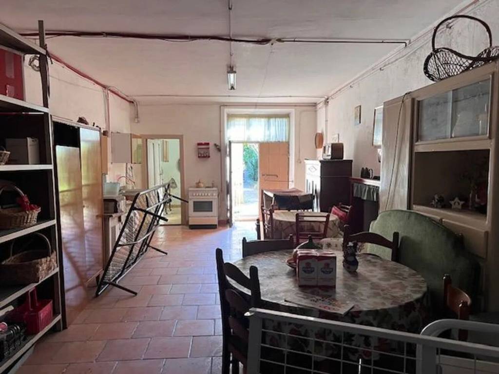 Villa a Vetralla in Via Cassia, 33 - Foto 2