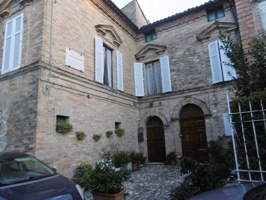 Appartamento a Monterubbiano in Corso Italia, 70 - Foto 2