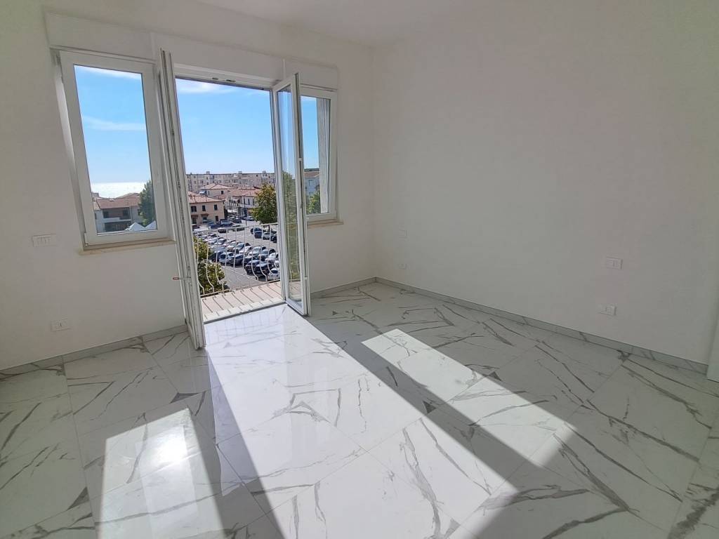 Appartamento a Rosignano marittimo in Piazza Monte alla Rena - Foto 4