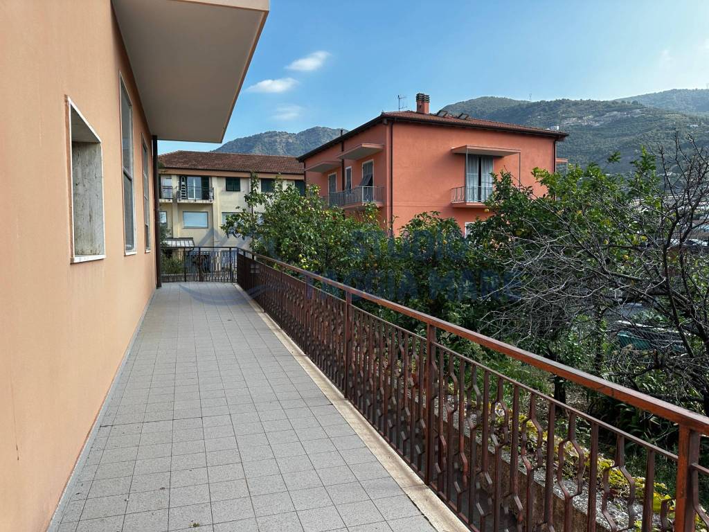 Appartamento a Taggia in Via Mameli - Foto 2