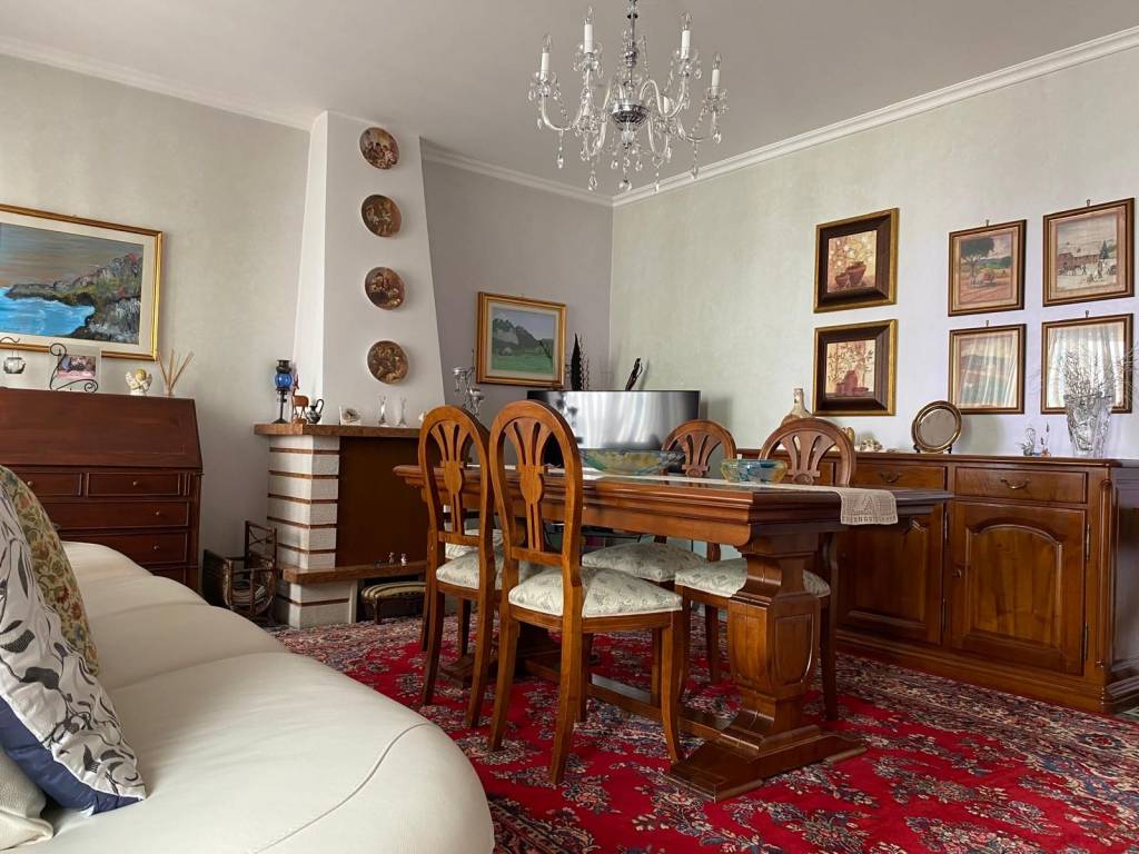 Casa indipendente a Pescolanciano in Via Alberto Mario - Foto 3