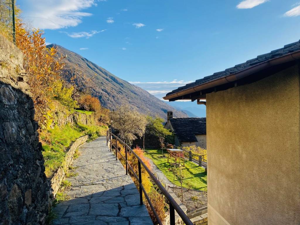 Villa a Valle cannobina in Via Roma - Foto 4