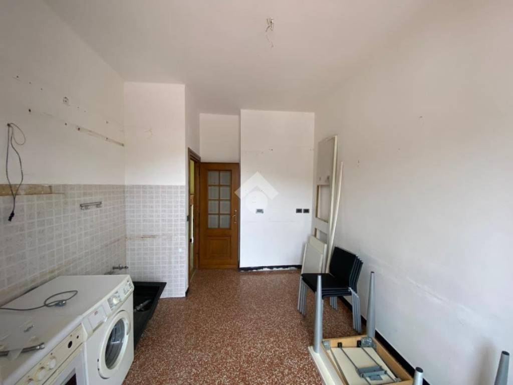 Appartamento a Genova in Via Sant'Ambrogio di Fegino - Foto 3