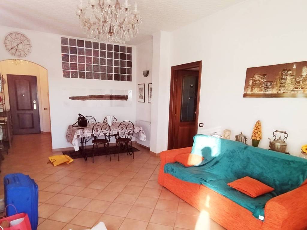 Appartamento a Castronno - Foto 2