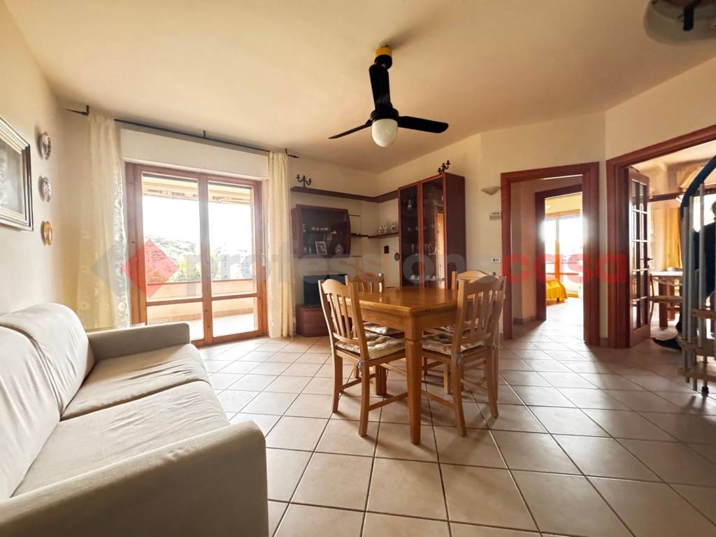 Appartamento a Alba adriatica in Via Maddalena, 12 - Foto 2