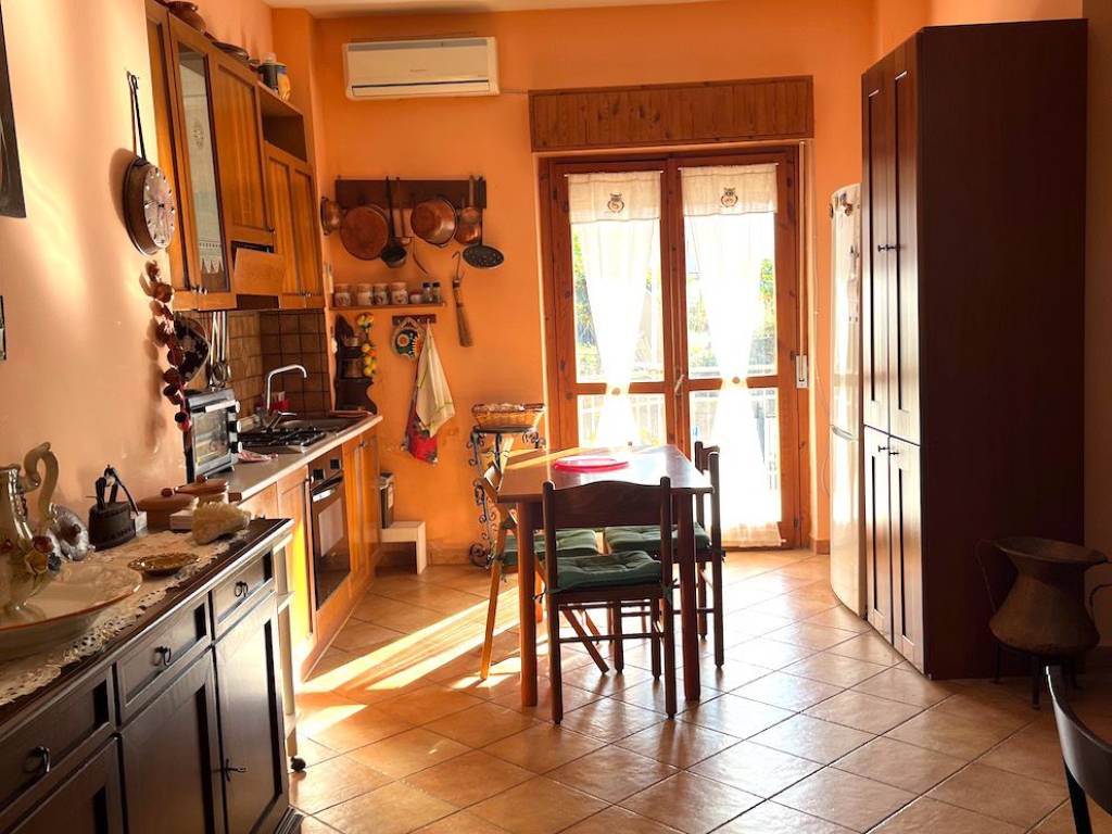 Appartamento a Scalea in Via Giuseppe Pezzotti - Foto 4