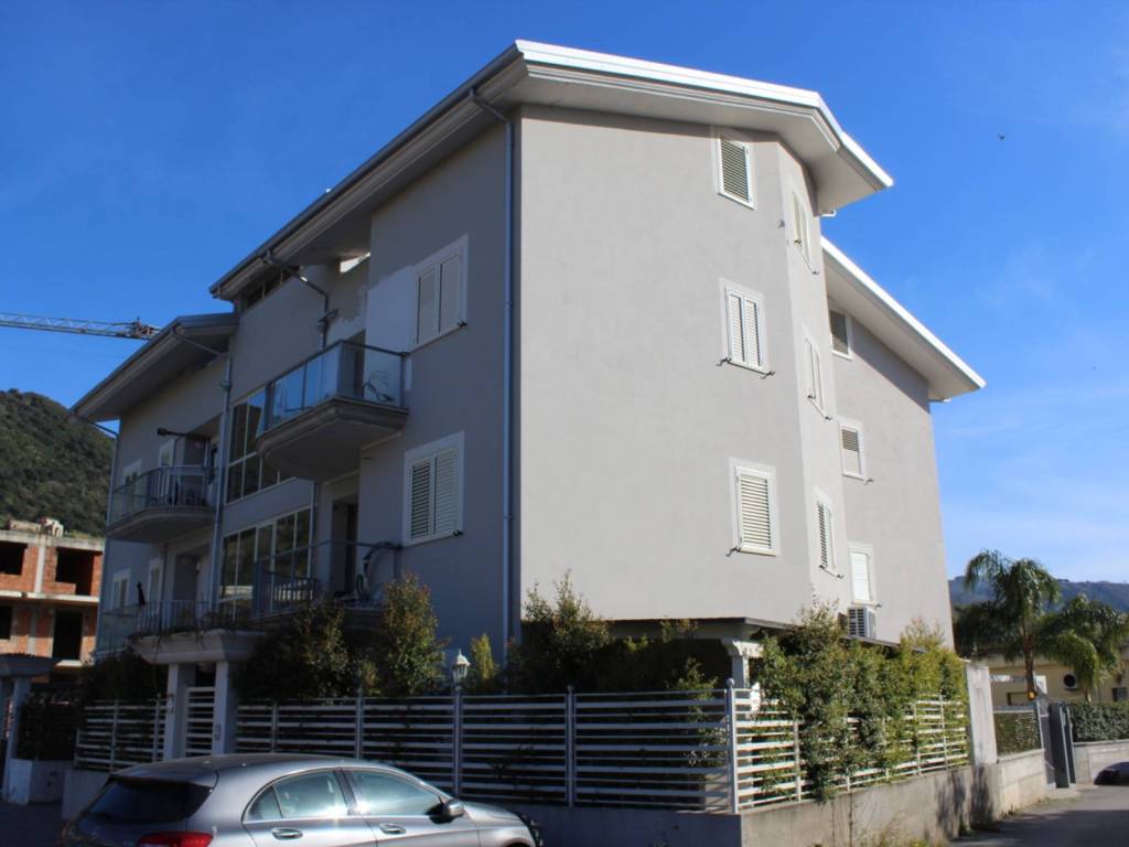 Attico / mansarda a Pizzo in Riviera Prangi Deviazione 8, 2 - Foto 2