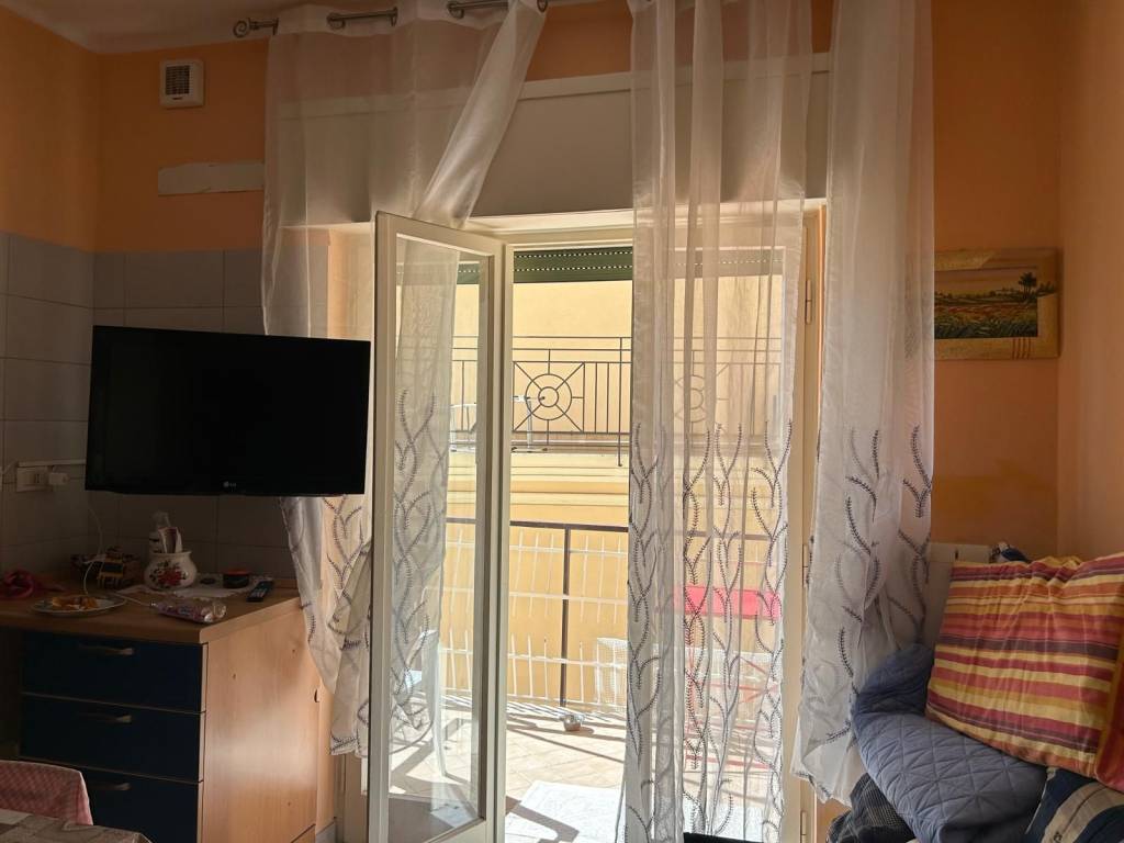 Appartamento a Taggia in Via Cristoforo Colombo - Foto 5