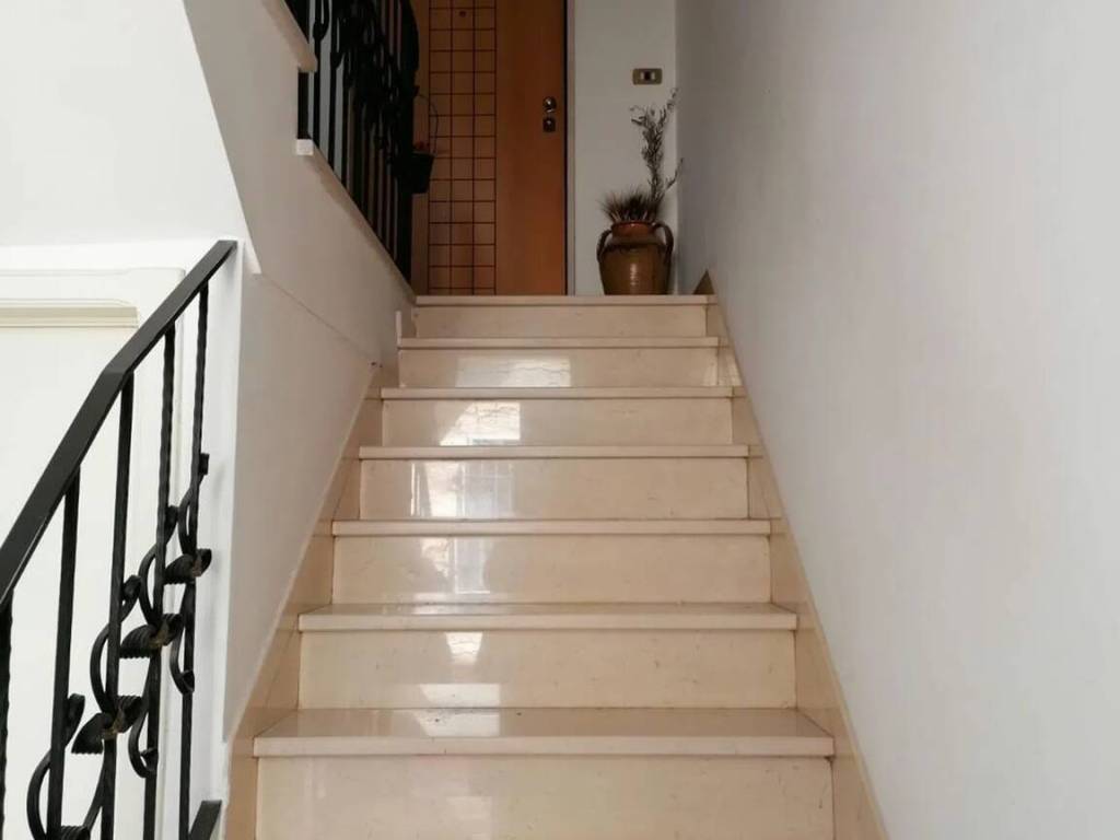 Villa a San giovanni rotondo in Via Pirgiano - Foto 2