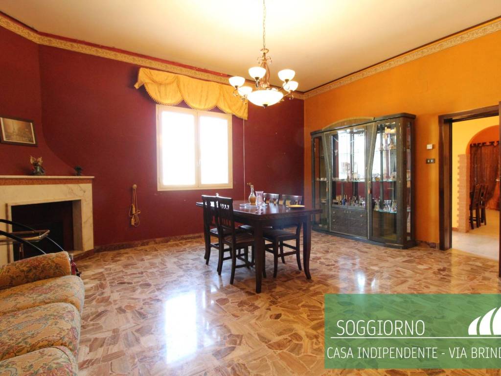 Casa indipendente a Mesagne in Via Brindisi, 137 - Foto 2