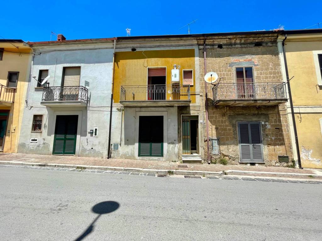 Appartamento a San martino valle caudina in Via Carlo del Balzo, 171 - Foto 2