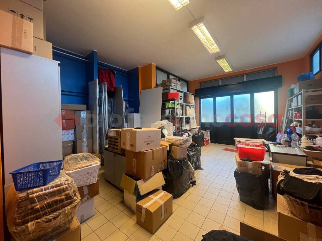 Box / garage a Taranto in via Ospedalicchio, 9 - Foto 2