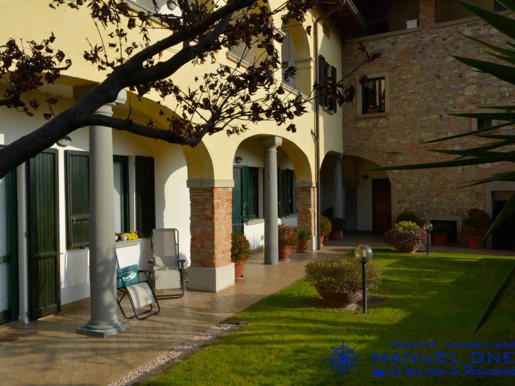 Appartamento a Corte franca in Via Madonna, 2 - Foto 2