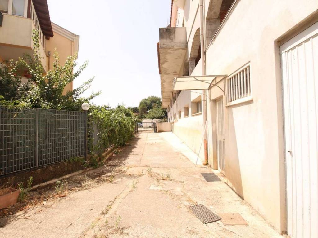 Palazzo / stabile a Nuoro in via Francesco Cucca - Foto 4