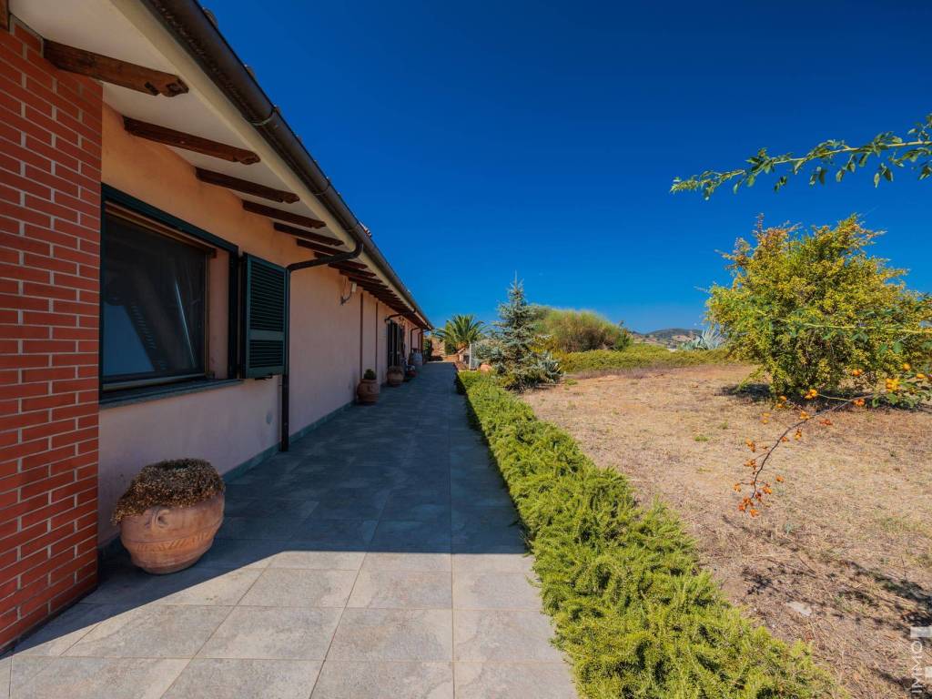 Villa a Orbetello in Strada Provinciale Talamone Est - Foto 5