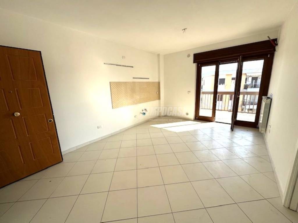 Appartamento a Foggia in Via Gaetano Postiglione - Foto 4