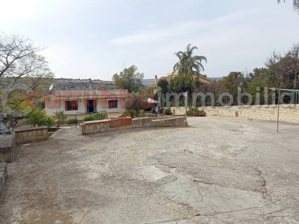 Villa a Scicli in Strada Provinciale Modica-Scicli - Foto 2