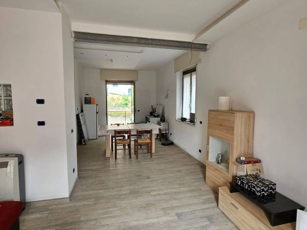 Appartamento a Omegna in Via Valle Strona, 4 - Foto 2