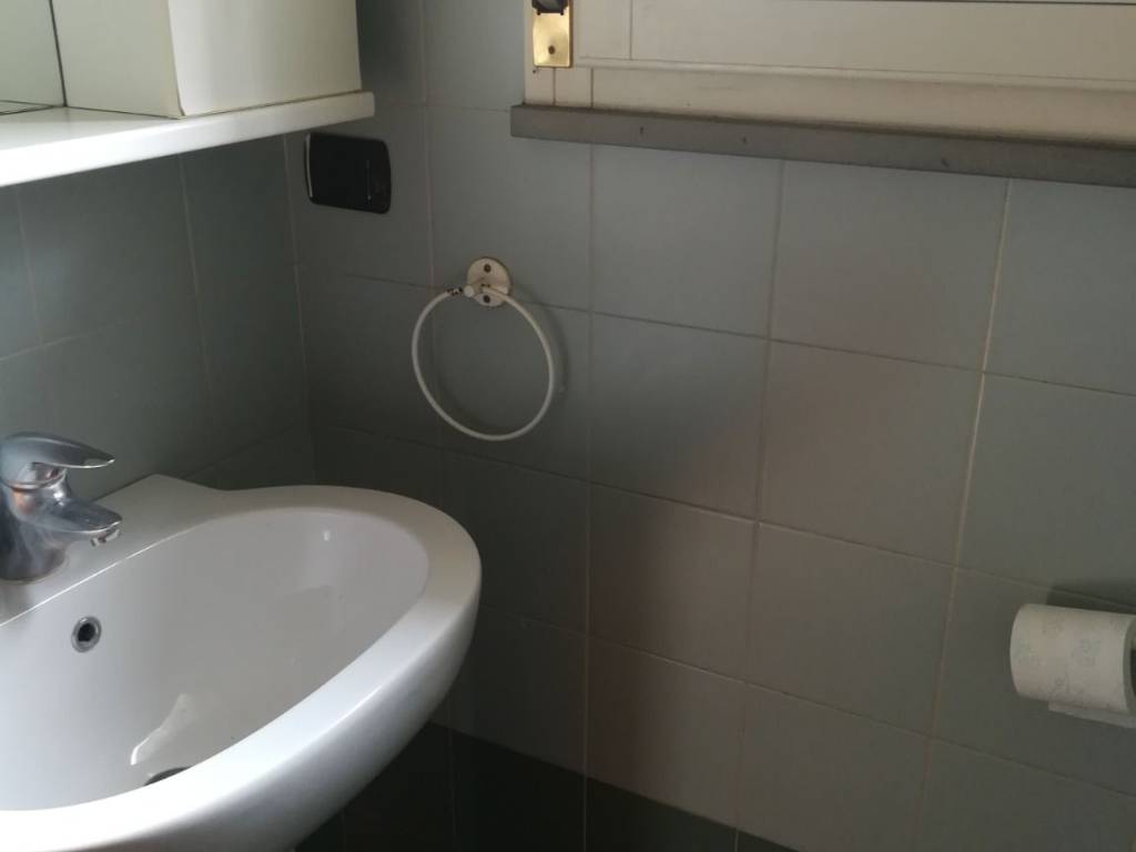 Appartamento a Parma in Via Emilia Est - Foto 5