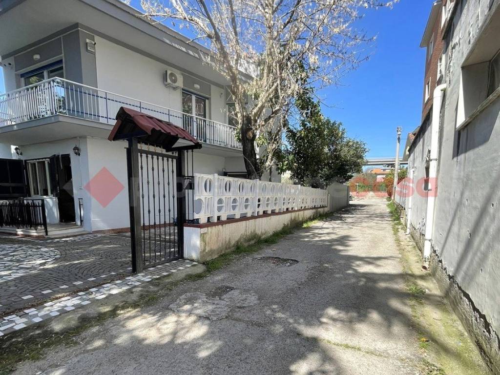 Appartamento a Minturno in Via Luigi Pirandello, 12 - Foto 4