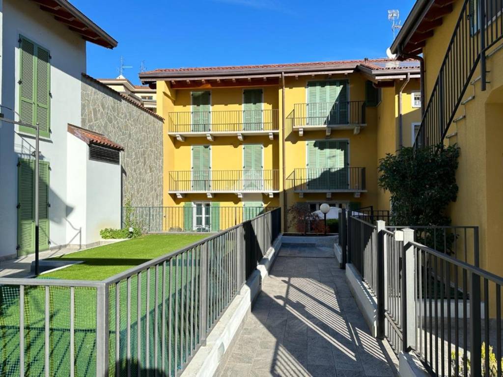 Appartamento a Airuno in Piazza Alessandro Manzoni, 2 - Foto 5