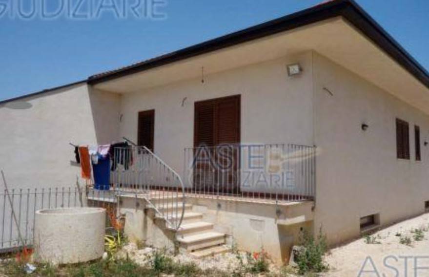 Villa a Sammichele di bari in Via del Canale, 2 - Foto 2