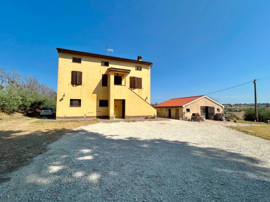 Rustico / casale a Recanati in Contrada Santa Croce, 57 - Foto 3