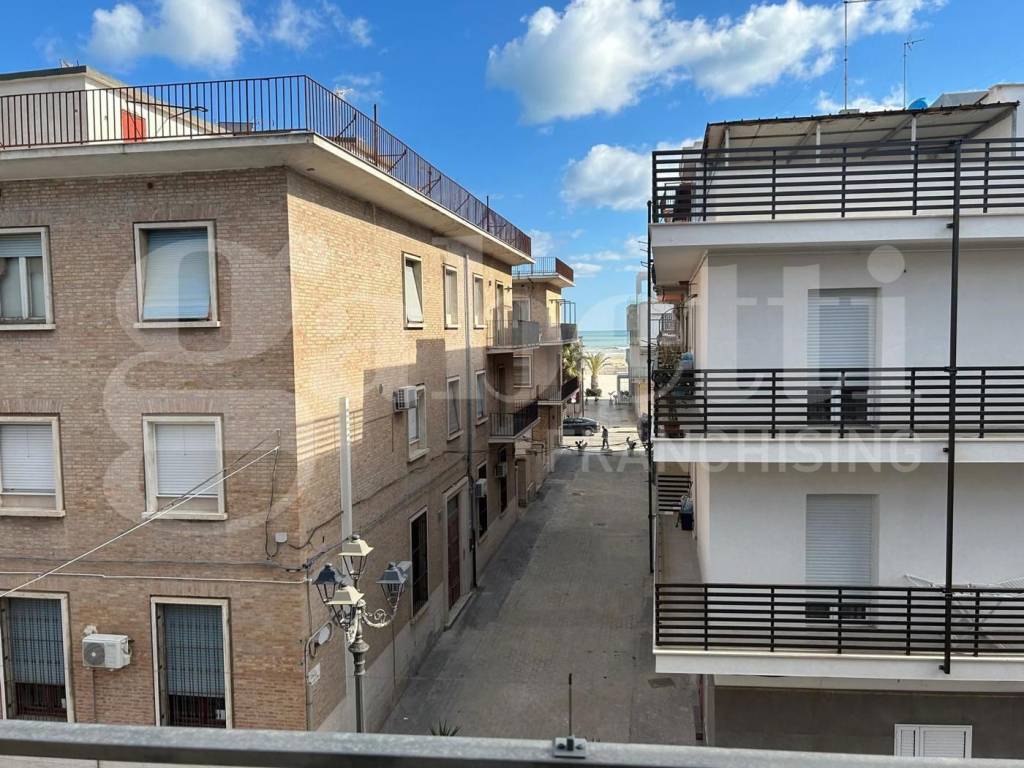 Appartamento a Margherita di savoia in VIA BABEO, 1 - Foto 2