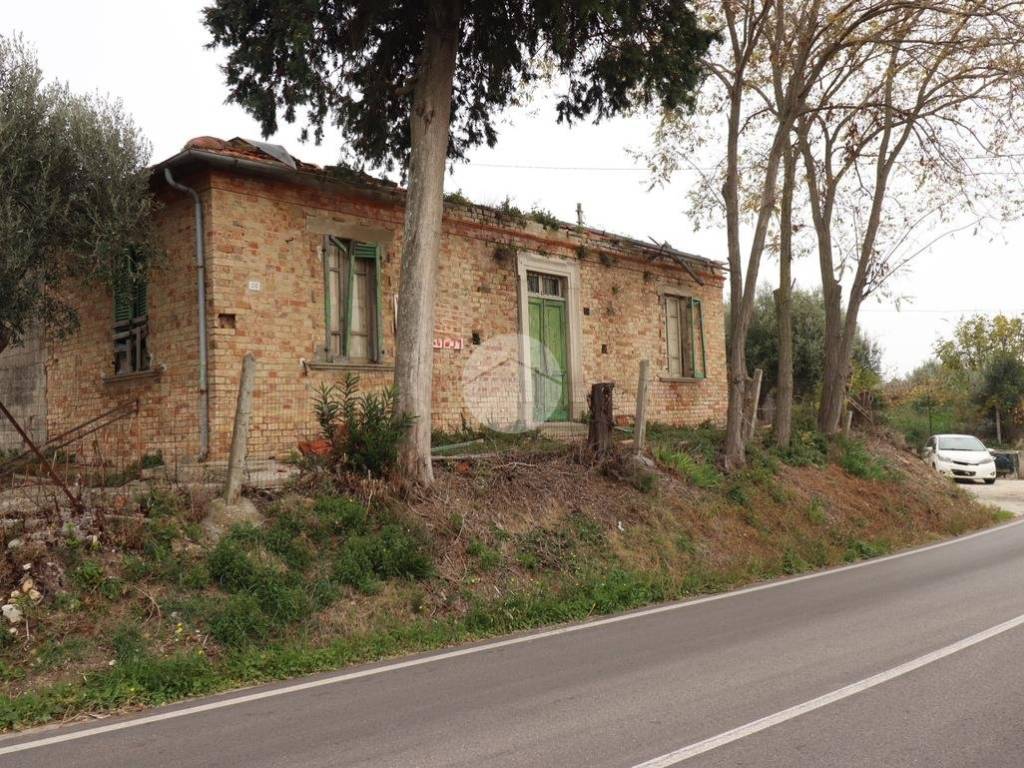 Rustico / casale a Giulianova in Via Amendola, 40 - Foto 5
