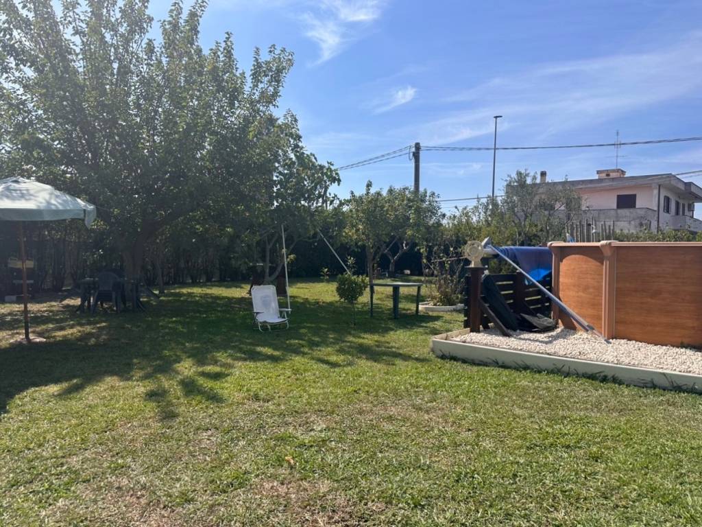 Terreno a Aprilia in Via Valle Aurina - Foto 3