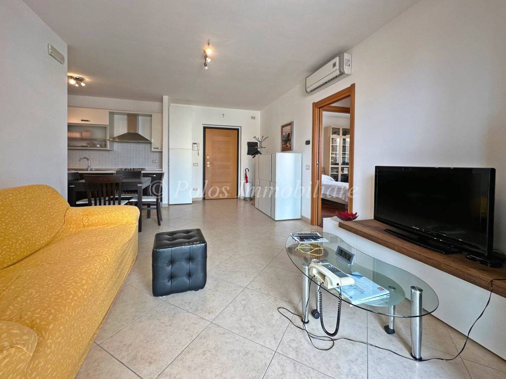 Appartamento a Porto san giorgio in Via Martiri di Cefalonia - Foto 5