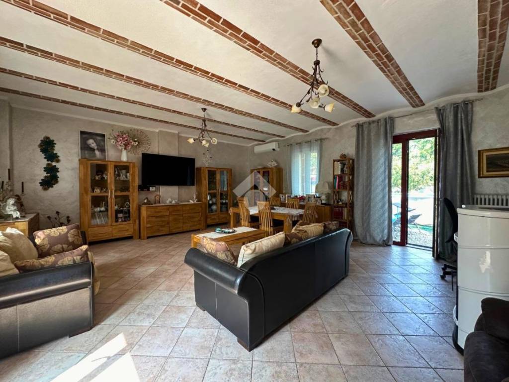 Villa a Bianzè in Via Livorno Ferraris, 34 - Foto 4