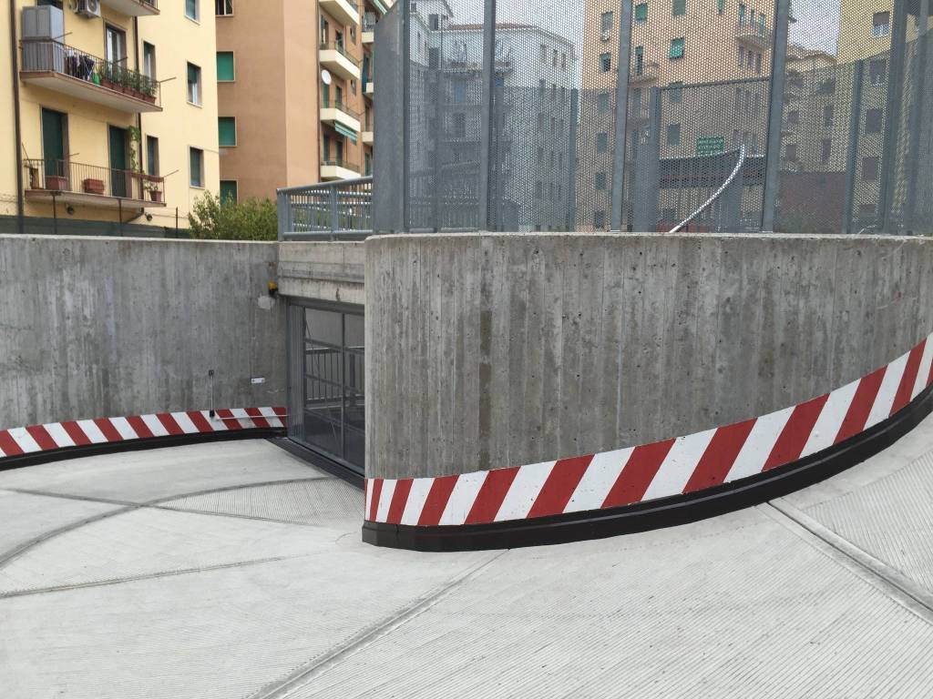 Box / garage a Verona in Via Gian Carlo Camozzini - Foto 4