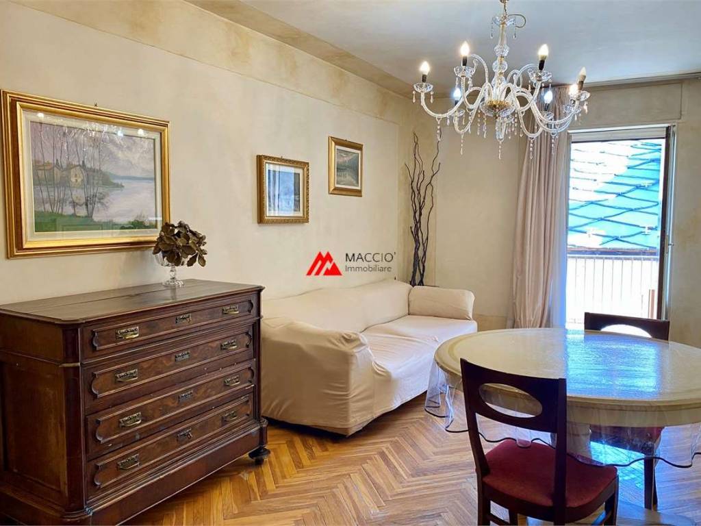 Appartamento a Aosta in via J. B. De Tillier, 62 - Foto 3