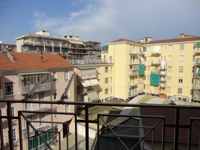 Appartamento a Alessandria in Corso Cento Cannoni - Foto 4